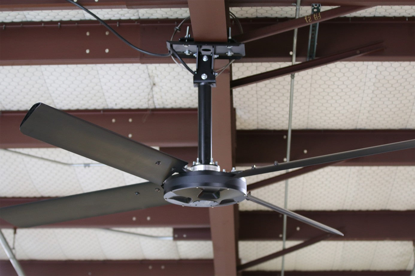 Industrial HVLS Ceiling Fan Buying Guide: How to Choose the Best Industrial Ceiling Fan